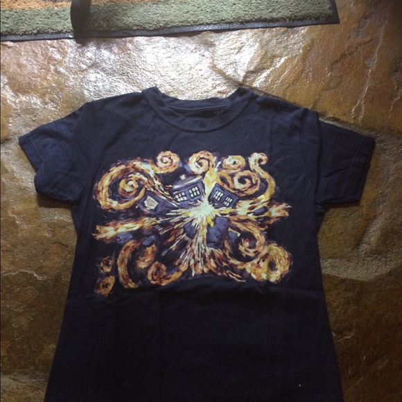 Two Hot Topic tees - Picture 3 of 3